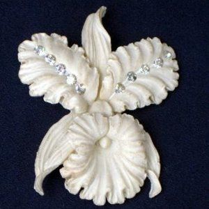 Vintage Featherlite or Bubblelite Rhinestone Orchid Brooch